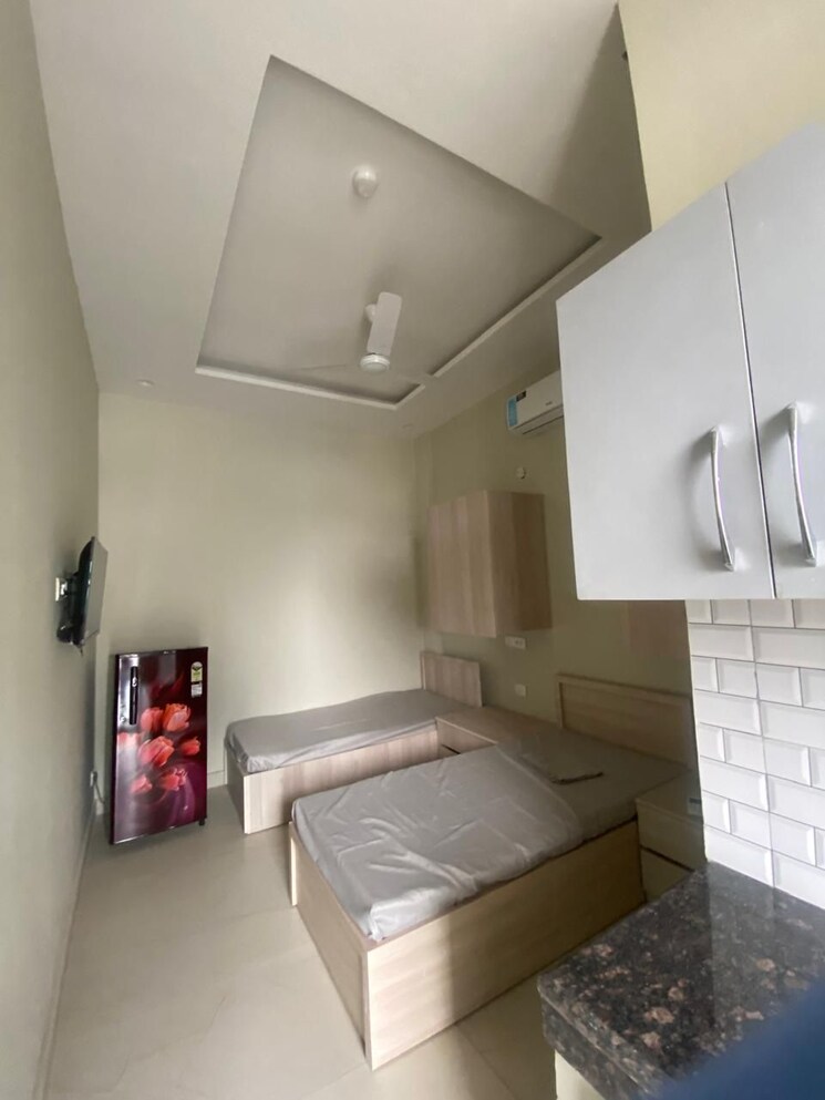 Bedroom, ambala highway 1 Bedroom 900 Sq.Ft. Apartment In Ambala Highway Zirakpur 8921417