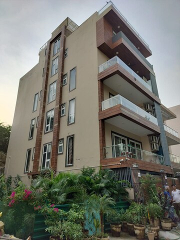 2 BHK Builder Floor For Rent in Suncity Heights, Sector 54