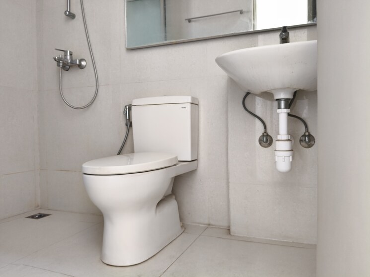 Bathroom, one-hiranandani-park 1 Bedroom 500 Sq.Ft. Apartment In Ghodbunder Road Thane 8921468