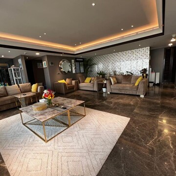 4 BHK Apartment For Rent in Lodha Trump Tower, Worli