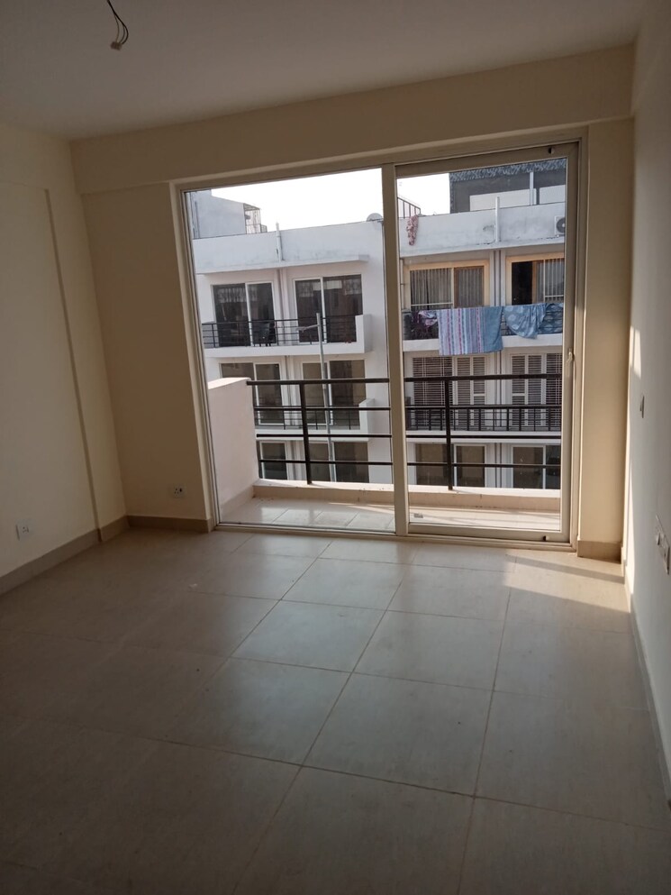 Room, wave-prime-floors 3 Bedroom 1855 Sq.Ft. Independent House In Wave City Ghaziabad 8918301