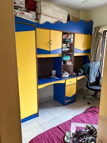 Team Area in 2 BHK Apartment at Ghorpadi – for Rent