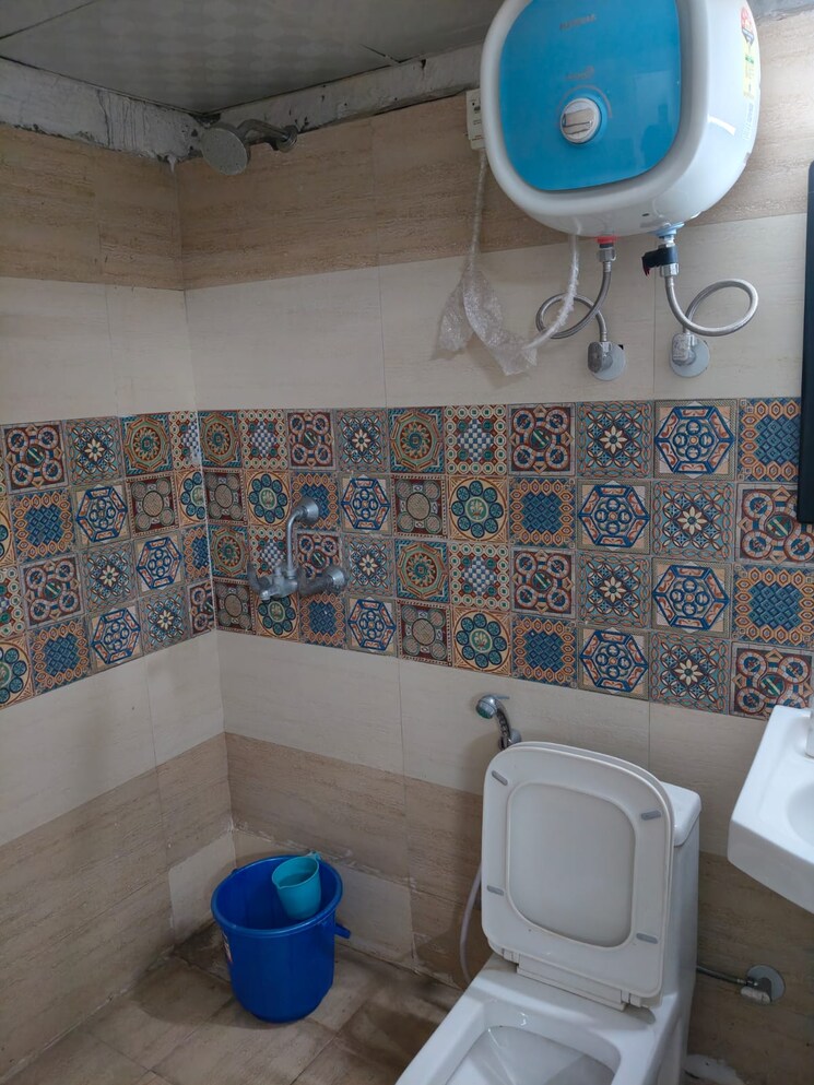Bathroom, migsun-ultimo 3 Bedroom 995 Sq.Ft. Apartment In Omicron Iii Greater Noida Greater Noida 8921498