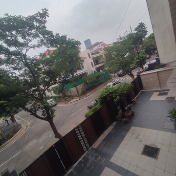 Balcony in 3 BHK Builder Floor at Eros Rosewood City, Sector 49 – for Rent