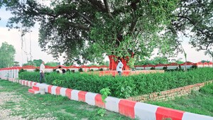  Plot – Garden View at Kanpur Road - for Sale