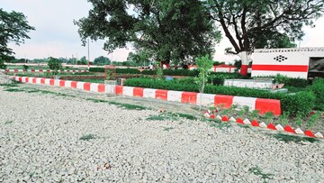  Plot – Exterior View View at Kanpur Road - for Sale