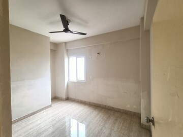 Room in 3 BHK Apartment at Agrasain Spaces Aagman, Sector 70 – for Rent