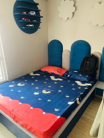 Bedroom in 2.5 BHK Apartment at VTP Belair, Mahalunge – for Rent