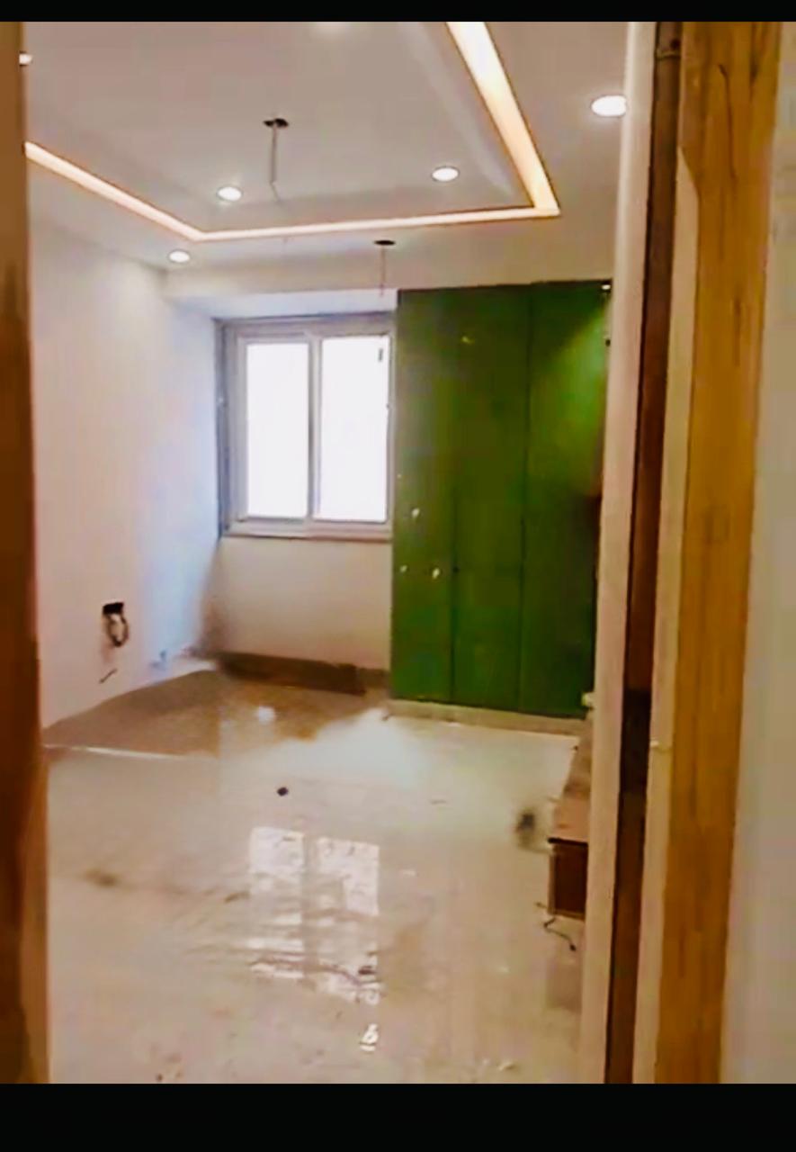 3 BHK + Extra Room Apartment For Sale in Rohini Sector 13