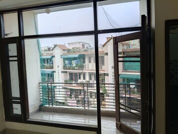 Room in 3 BHK Builder Floor at Guru Nanak Enclave, Dhakoli – for Sale