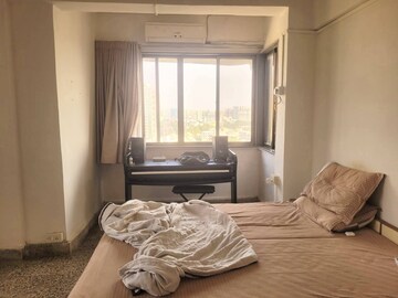 Living Room in 2 BHK Apartment at Jyoti Tower Andheri West, Andheri West – for Rent