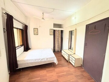 Living Room in 2 BHK Apartment at Jyoti Tower Andheri West, Andheri West – for Rent