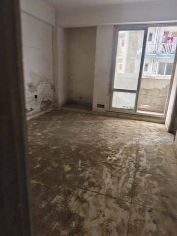 Room in 2 BHK Apartment at Value Infra Meadows Vista1, Raj Nagar Extension – for Sale