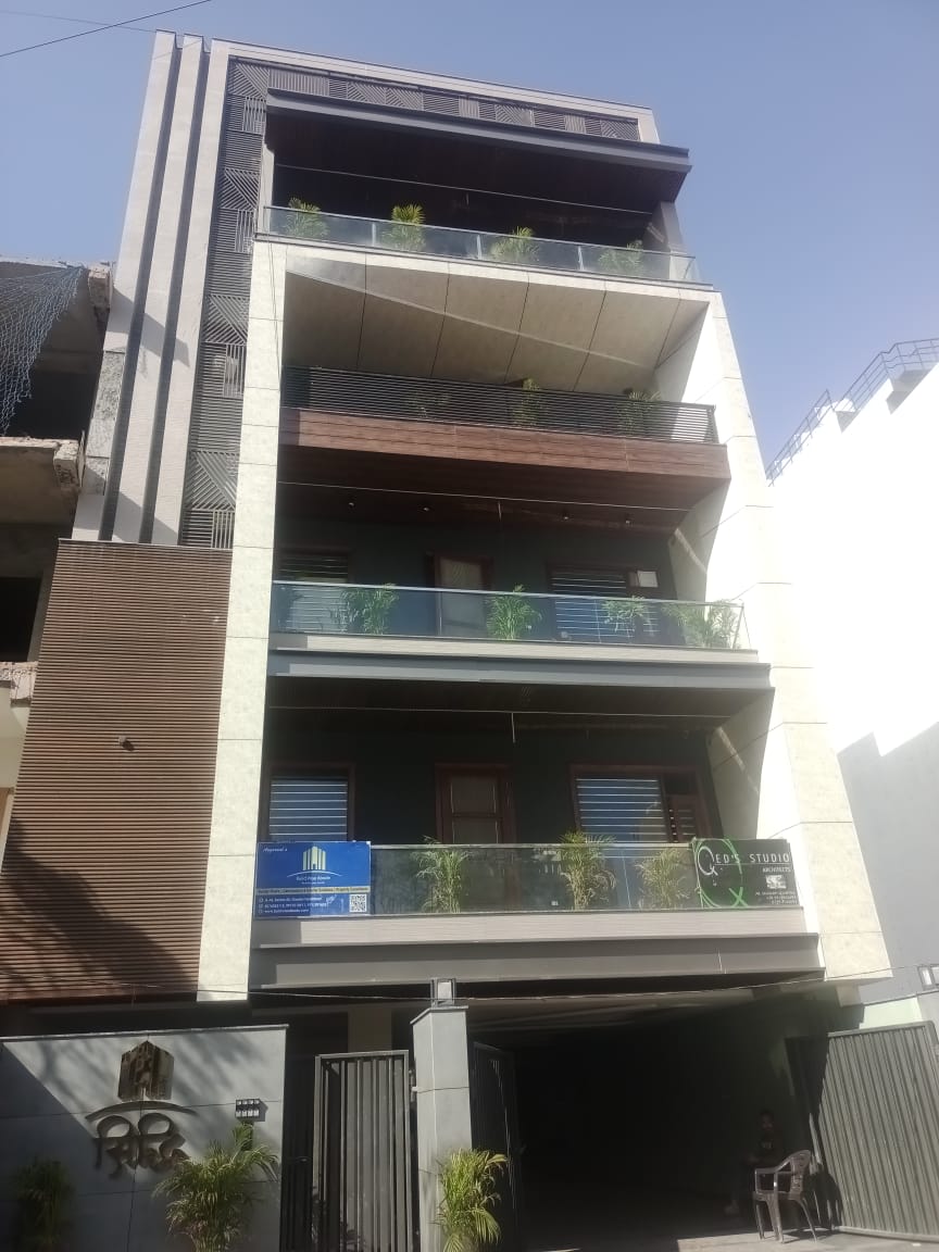 3.5 BHK + Pooja Room Builder Floor For Rent in Puri Aman Vilas