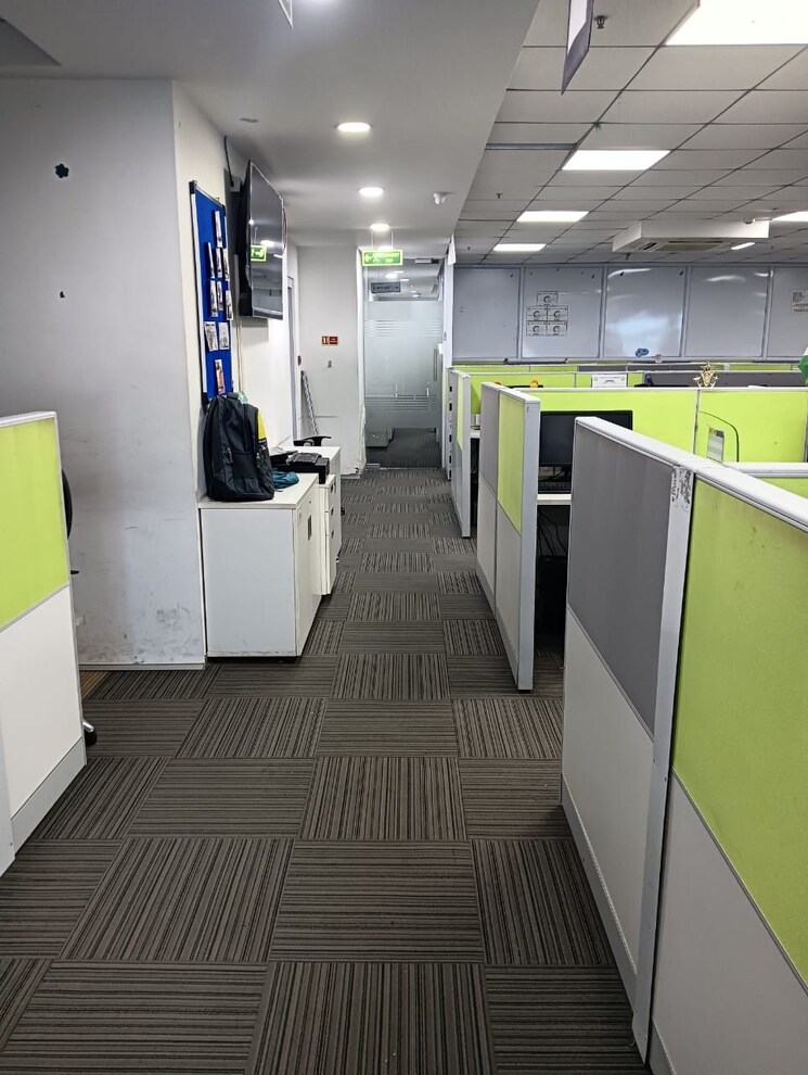 Team Area, rupa-solitaire Commercial Office Space in IT/SEZ 8046 Sq.Ft. In Kopar Khairane Navi Mumbai 8920463