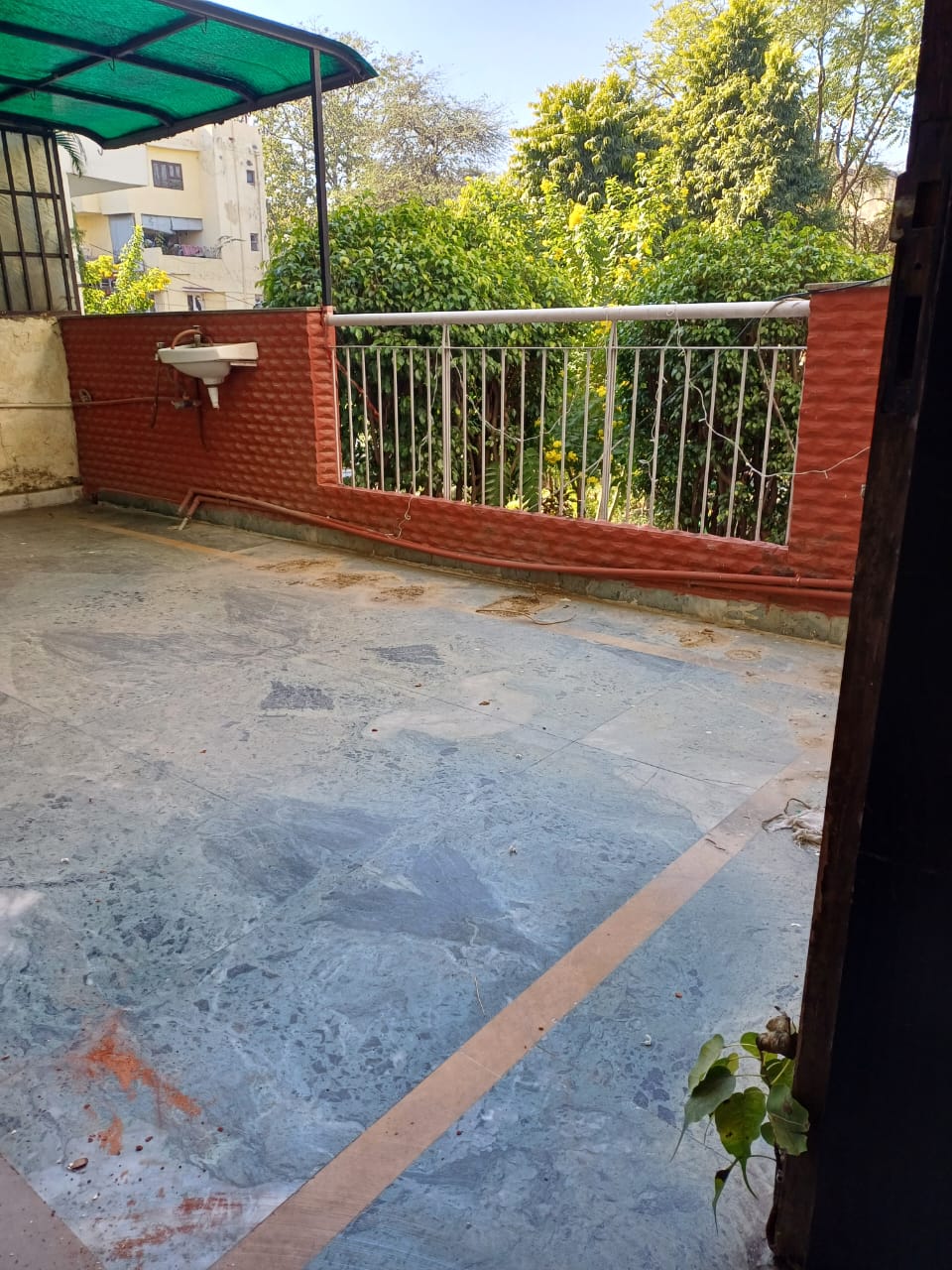 3 BHK + Pooja Room Builder Floor For Rent in Alaknanda