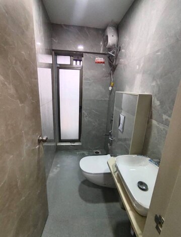 Bathroom in 2 BHK Apartment at Azad Nagar – for Rent