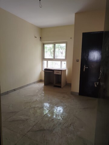 Room in 3 BHK Apartment at BPTP Park Elite Floors, Sector 85 – for Rent