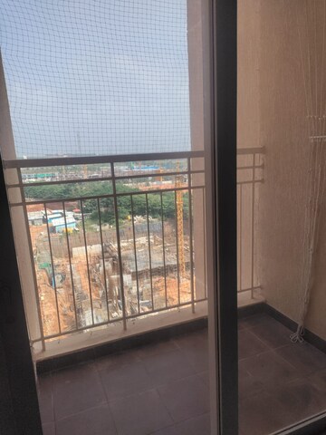 Room in 2 BHK Apartment at Prestige Finsbury Park Hyde, Bagaluru – for Rent