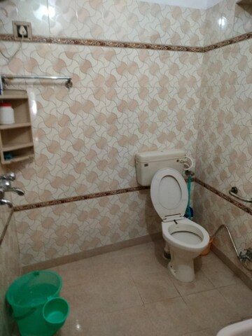 Bathroom in 4 BHK Independent House at Gomti Nagar – for Sale