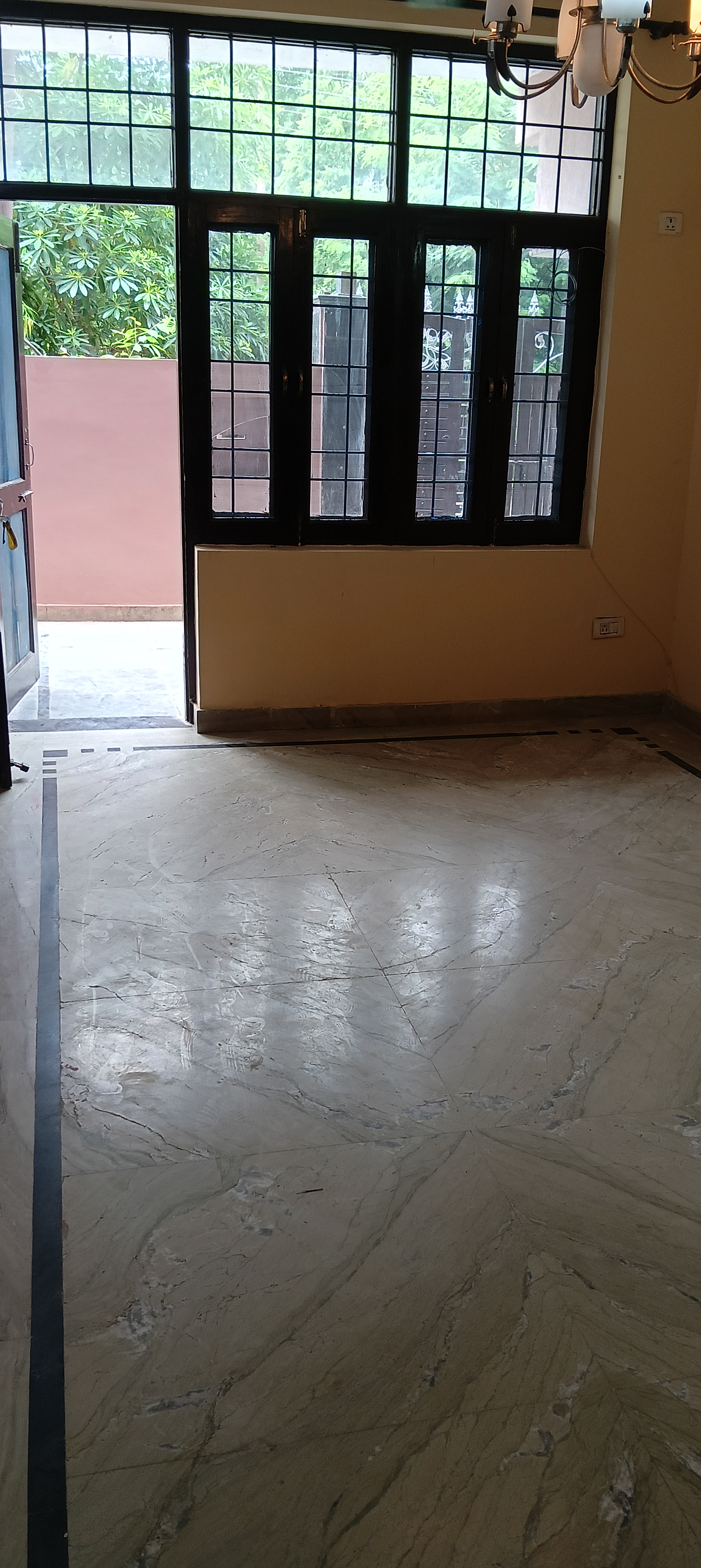 3 BHK + Pooja Room Builder Floor For Rent in RWA Apartments Sector 50