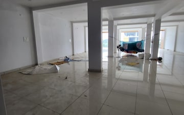 Shop For Rent in Ratu Road