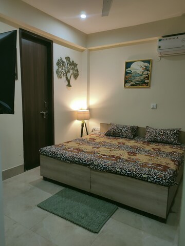 Bedroom in 1 RK Builder Floor at Sector 55 – for Rent