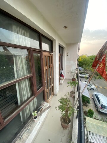 Balcony in 3.5 BHK Apartment at Wave City, Wave City – for Rent
