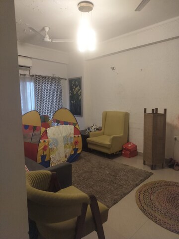 Living Room in 4 BHK Apartment at Sector 77 – for Rent