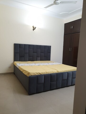 Bedroom in 3 BHK Builder Floor at Sector 56 – for Rent