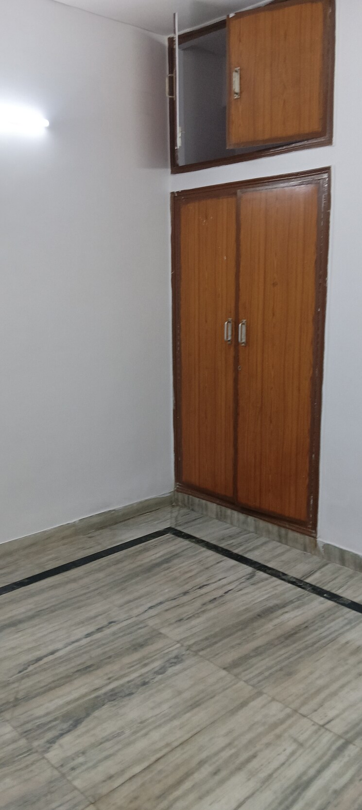 Room, shatabdi-vihar 2 Bedroom 950 Sq.Ft. Apartment In Sector 52 Noida 8921866