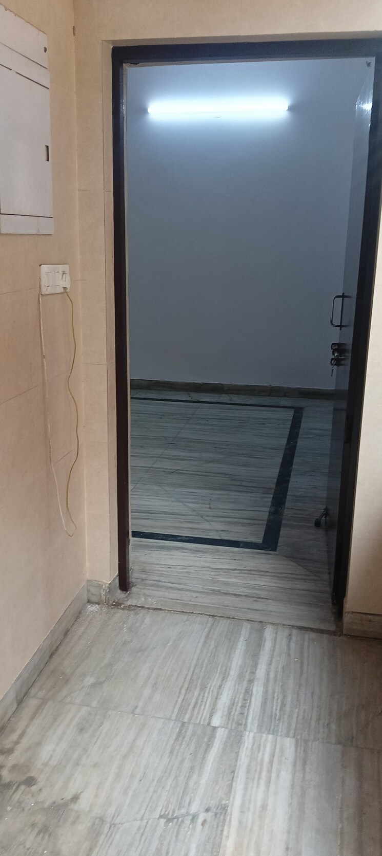 Room, shatabdi-vihar 2 Bedroom 950 Sq.Ft. Apartment In Sector 52 Noida 8921866