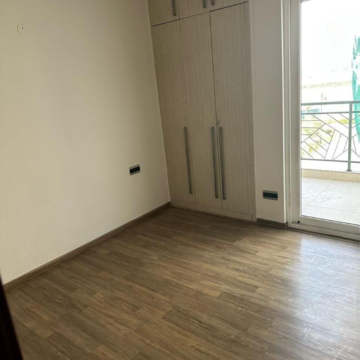 Room in 3 BHK Builder Floor at Signature Global Park 4 and 5, Sohna Sector 34 – for Rent