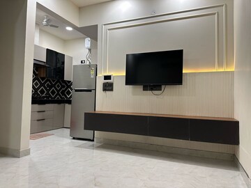 Room in 2 BHK Builder Floor at Sushant Lok I – for Rent
