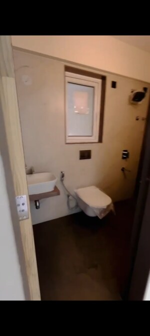 Bathroom in 4 BHK Apartment at Sheth Montana, Mulund West – for Sale