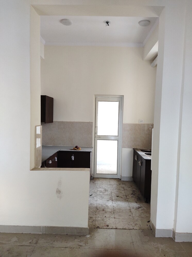 Kitchen, assotech-windsor-court 3.5 Bedroom 1645 Sq.Ft. Apartment In Sector 78 Noida 8921925