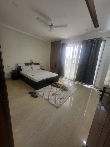 Bedroom in 4 BHK Builder Floor at Sector 55 – for Rent