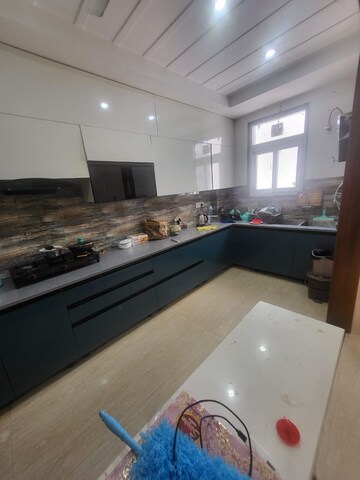 Kitchen in 4 BHK Builder Floor at Sector 55 – for Rent