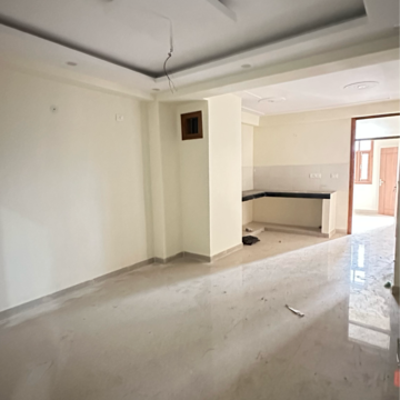 Room in 3 BHK Apartment at Bindal Enclave, Phi Iv Greater Noida – for Sale