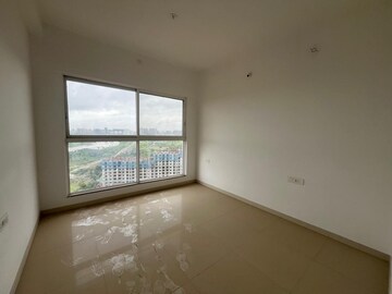Room in 2 BHK Apartment at Godrej Boulevard, Manjari – for Rent