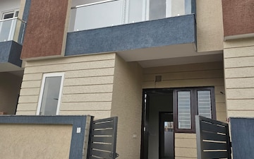 3 BHK Villa For Sale in Kalwar Road