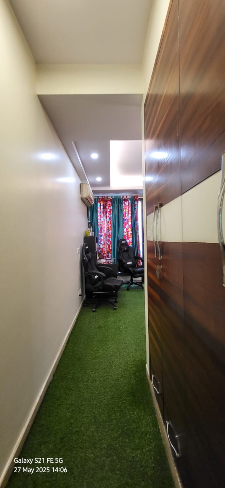 Bedroom, panchsheel enclave 3 Bedroom 265 Sq.Yd. Builder Floor In Panchsheel Enclave Delhi 8922004