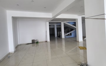 Shop For Rent in Ratu Road