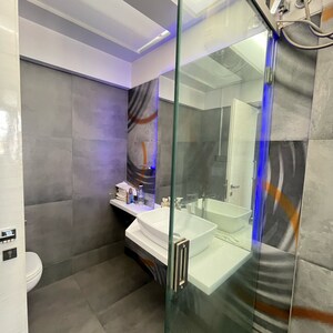 Staircase in 3 BHK Apartment at Kanakia Space Samarpan Exotica, Magathane – for Sale