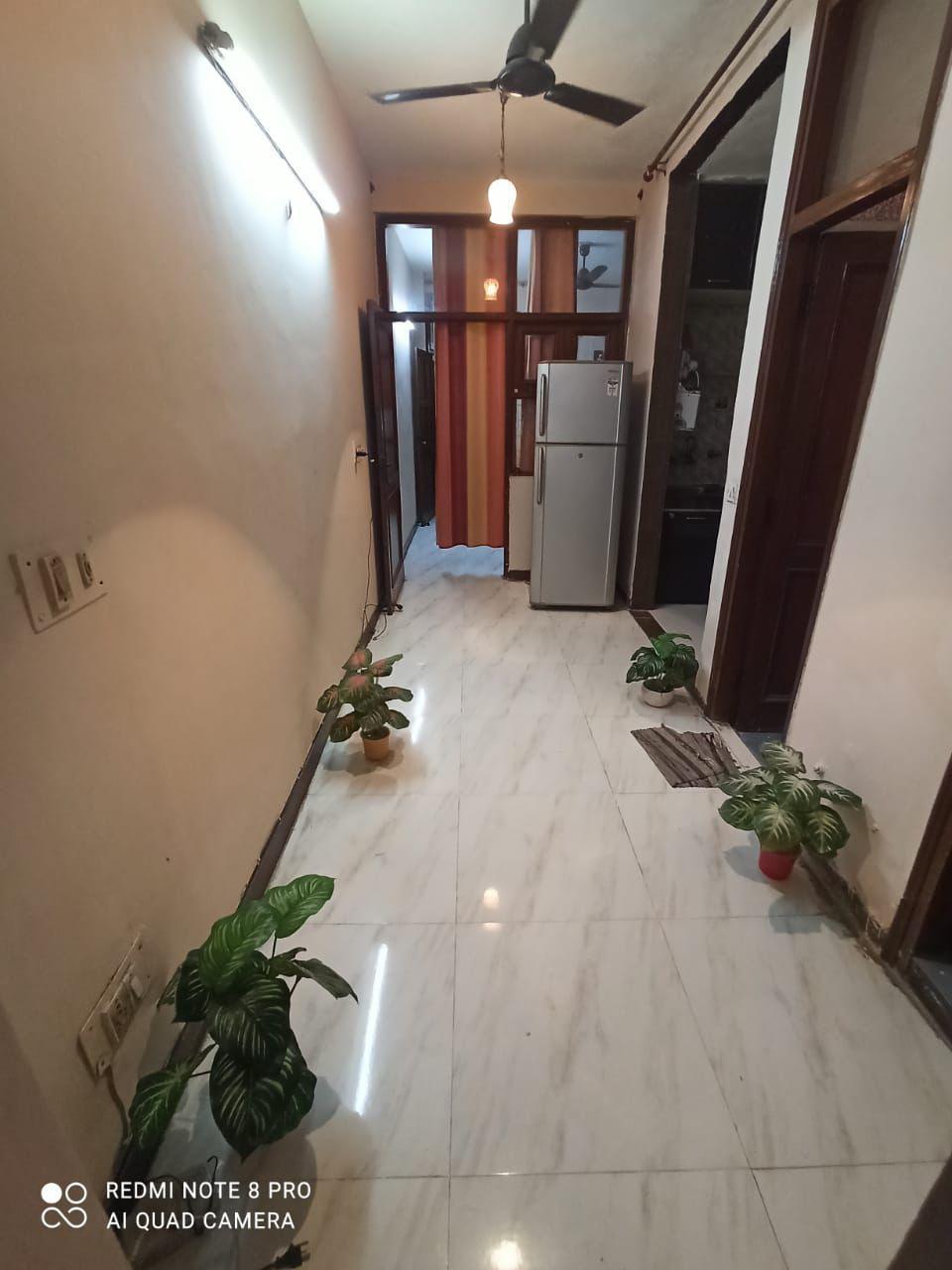 2 BHK Builder Floor For Rent in Kalkaji