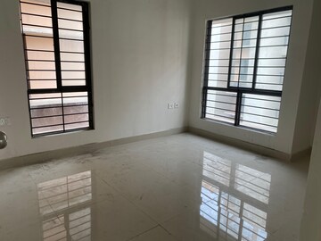 Room in 3 BHK Apartment at DTC Southern Heights, Joka – for Rent