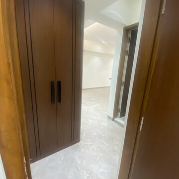 Furnished Amenities in 2 BHK Apartment at Bandra West – for Sale