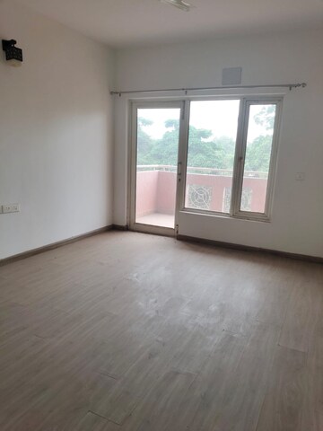 3 BHK Apartment For Rent in Spr Imperial Estate, Sector 82