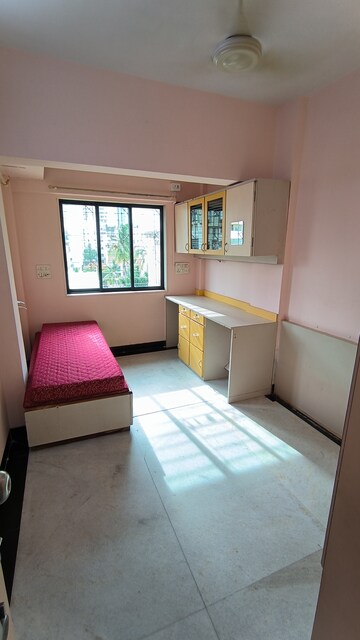 Room in  Pg at Dadar West – for Rent
