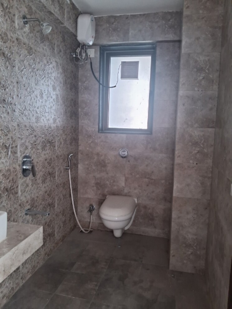 Bathroom, neumec-shreeji-towers 2 Bedroom 750 Sq.Ft. Apartment In Wadala East Mumbai 8922112